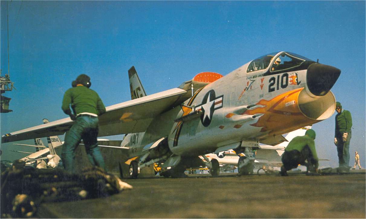 F8 Crusader Pictures