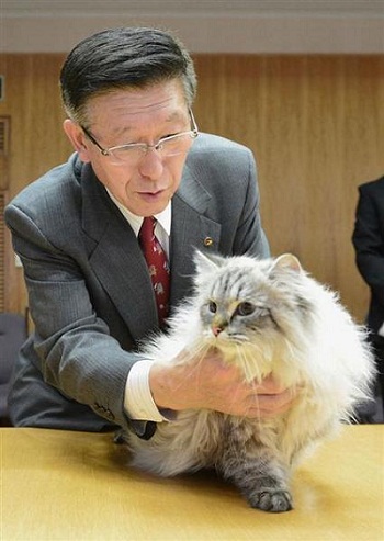 秋田県知事