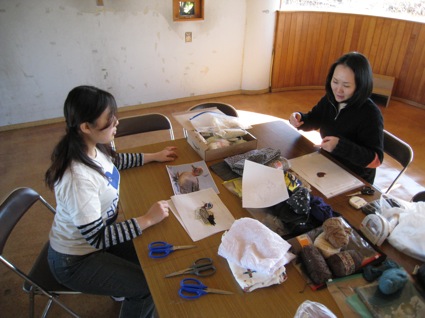 2011年12月17日（土）Re-visiting JAPANワークショップWinter Nature Book前日の設営日①