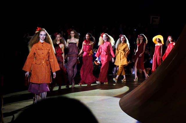 Marc-Jacobs-Spring-2011-ellemarc8.jpg
