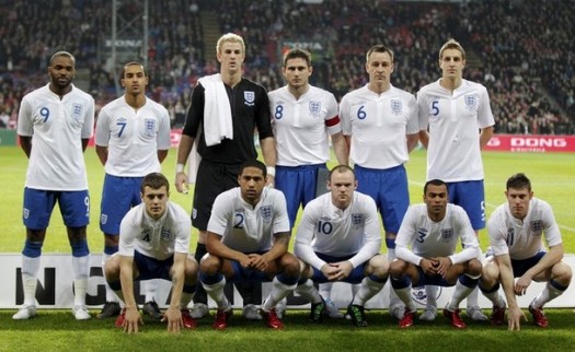 イングランド代表集合写真vsデンマーク代表EURO2012