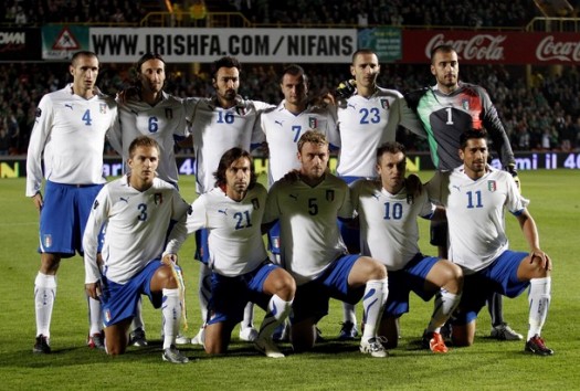イタリア代表集合写真vs北アイルランドEURO2012