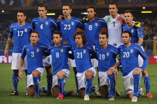 イタリア代表集合写真vsセルビアEURO2012