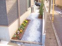 伊奈町の造園工事 伊奈町の花壇作成 伊奈町の砂利敷き