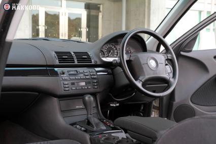 BMW320-7.jpg