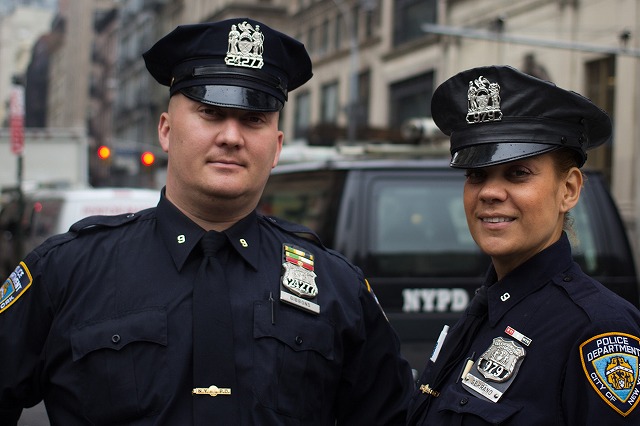 NYPD ニューヨーク市警 制服用バッジホルダー ピンバッジ