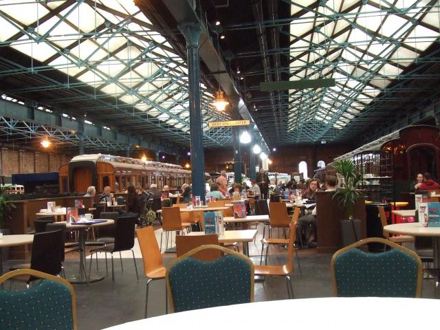 0525RESTAURANTINSIDE_convert_20120527014624.jpg