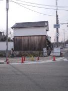城下町である三田では、こんな歴史を感じる建物をよく見かけます(^^)