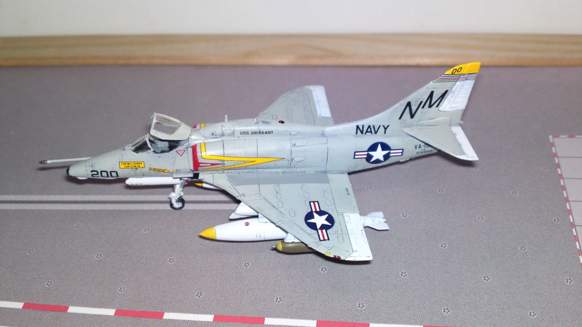 1:144 A-4F Skyhawk VA-192 Golden Dragons 1968 | Air War Over My Desk  (1:144飛行機專門店)