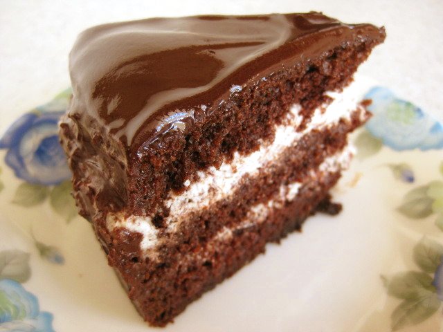 アメリカ式のクラシックなチョコレート ケーキの作り方 ケーキ デコ カップ ロールなど